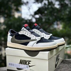 Travis Scott Air Jordan 1 Low low top Green and black